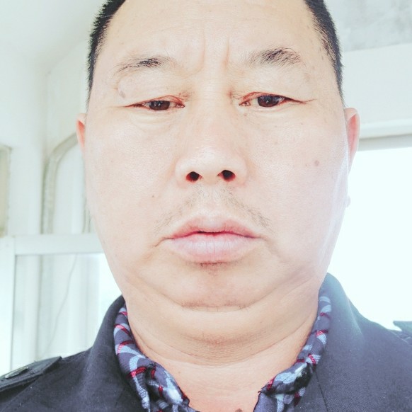 浮波挽手纯情的照片