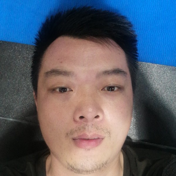 往事爱恋强健的照片