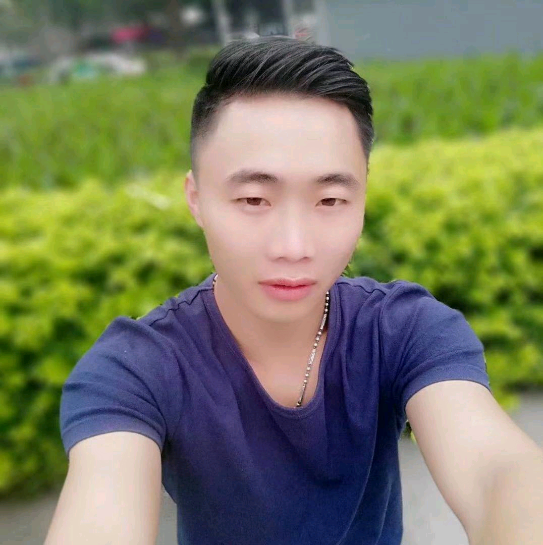 清秀笑乐曲的照片
