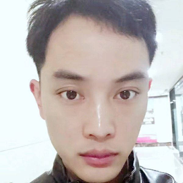 一个人那眼神的照片