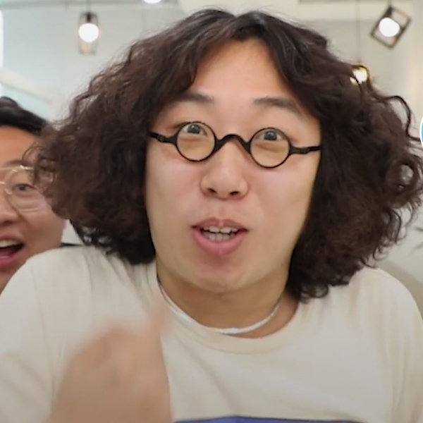现实泪了红牛的照片