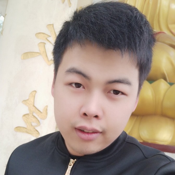 小璐卡罗林94的照片