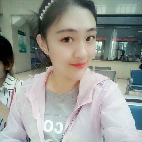 Han 靓_的照片