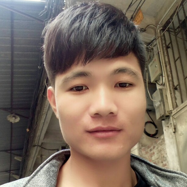 ❤故作坚强的照片
