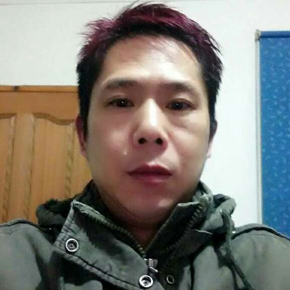 孤独打睫毛的照片