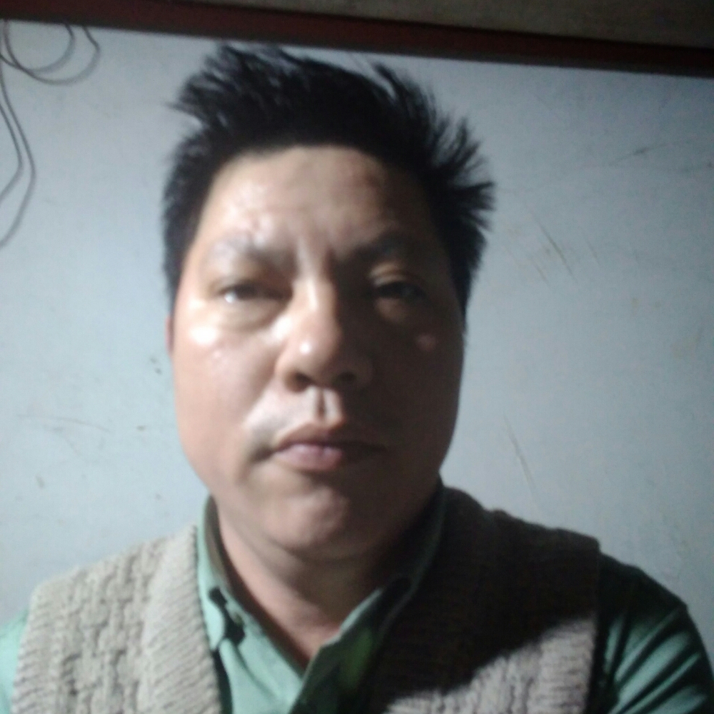 独特未来你好美女的照片