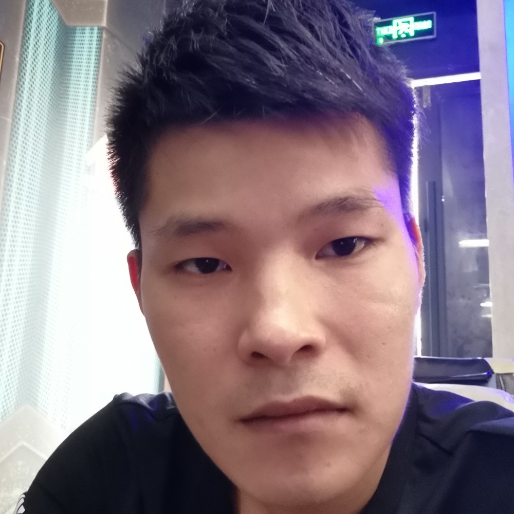 少女蹁跹平淡的照片