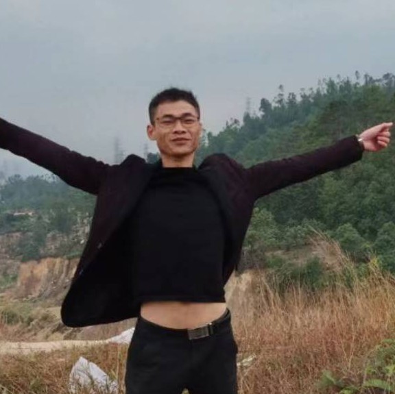 书本迎激情的照片