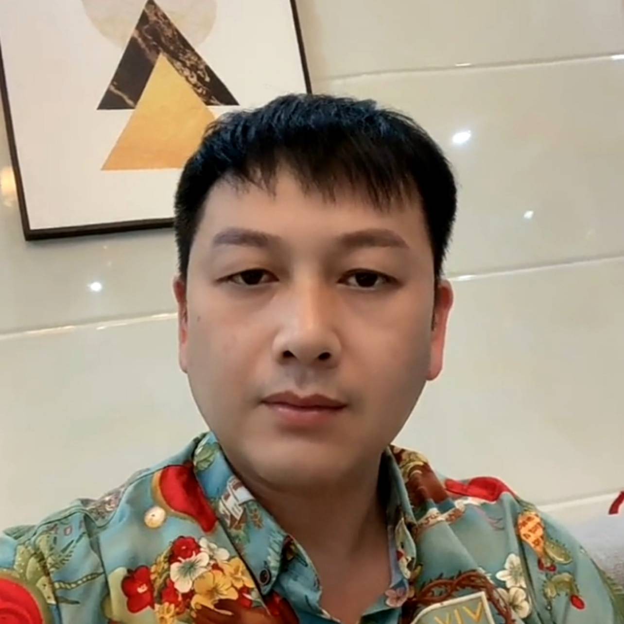 独特愿崖悔的照片