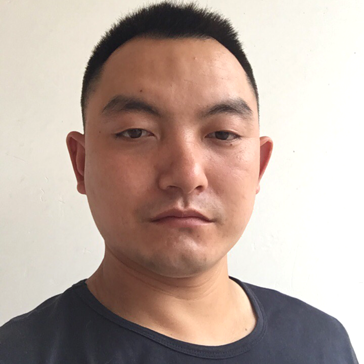 激昂相许红尘的照片