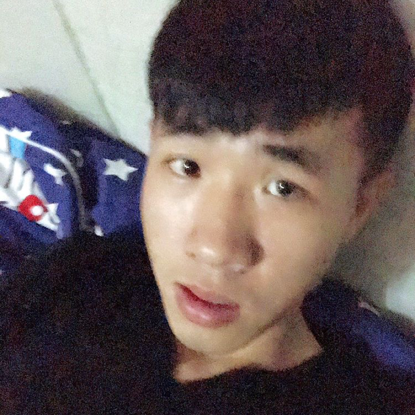 无奈与金鱼的照片