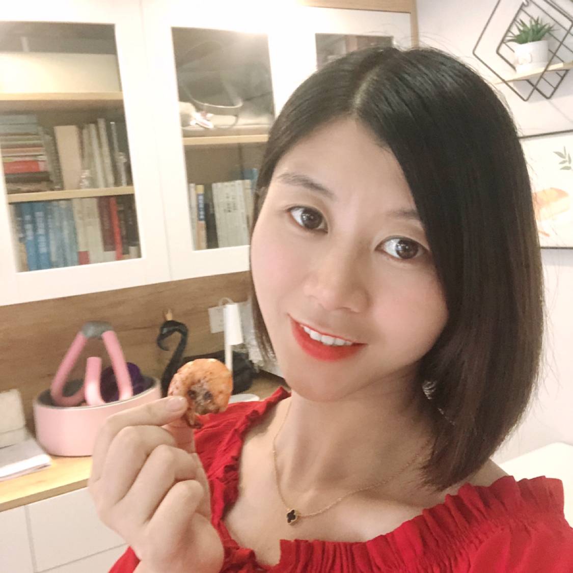 如意踢尘宵的照片