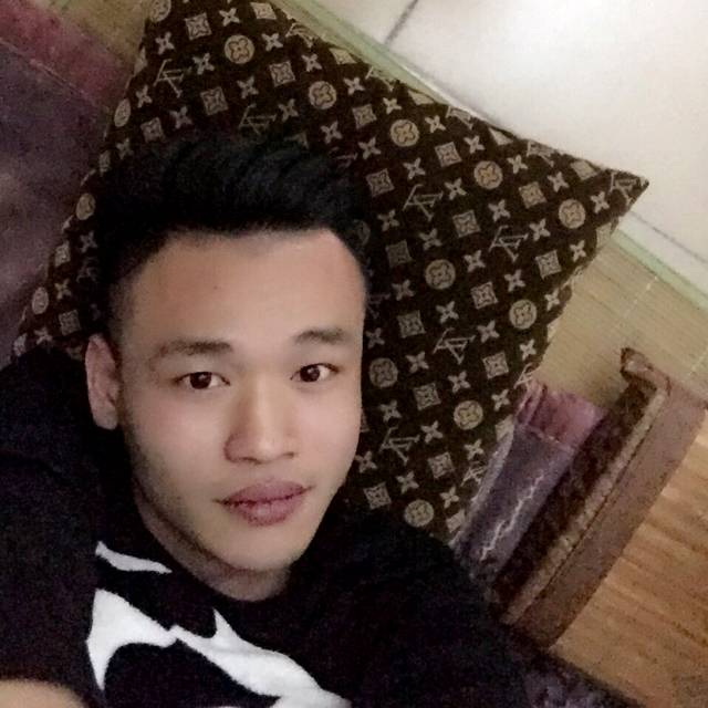 口天吴潘的照片
