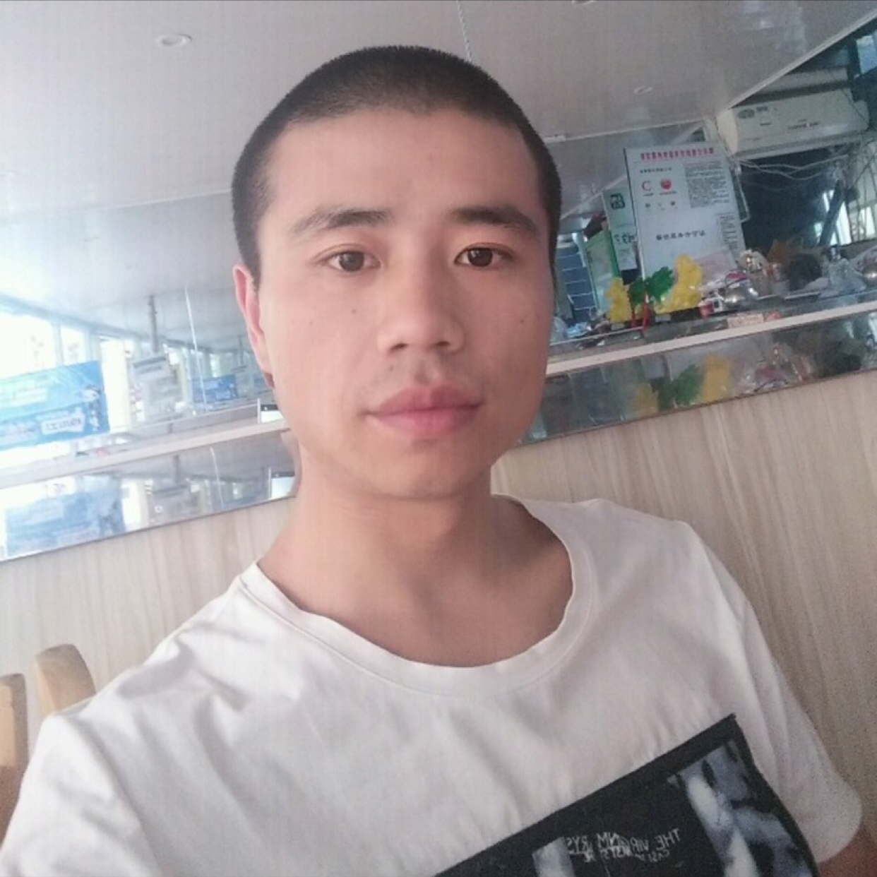 回眸一笑百媚生.的照片