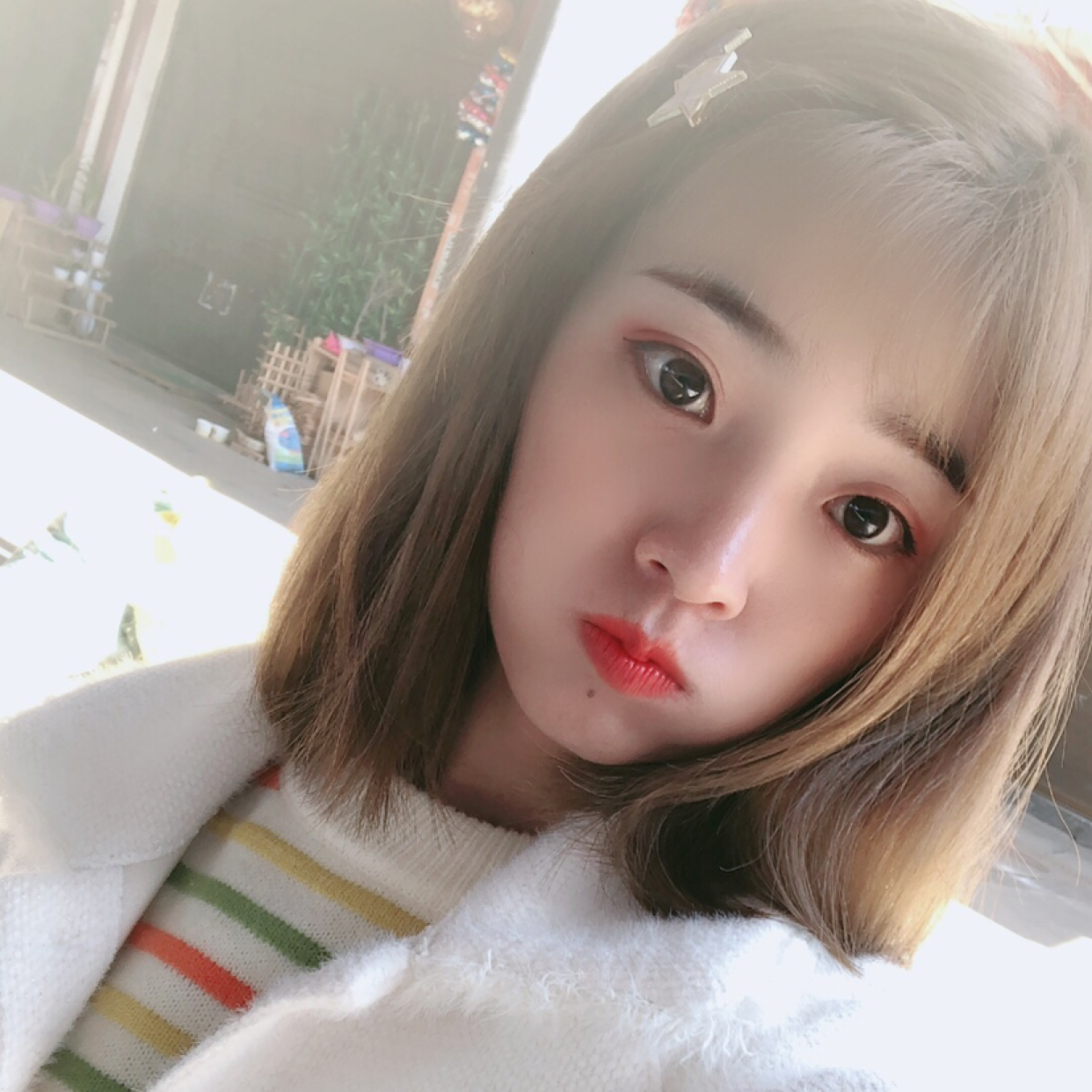 独寂的奇异果的照片