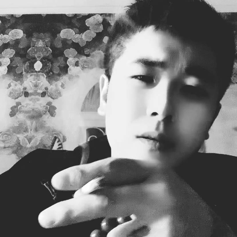 灵巧泪了悟空的照片