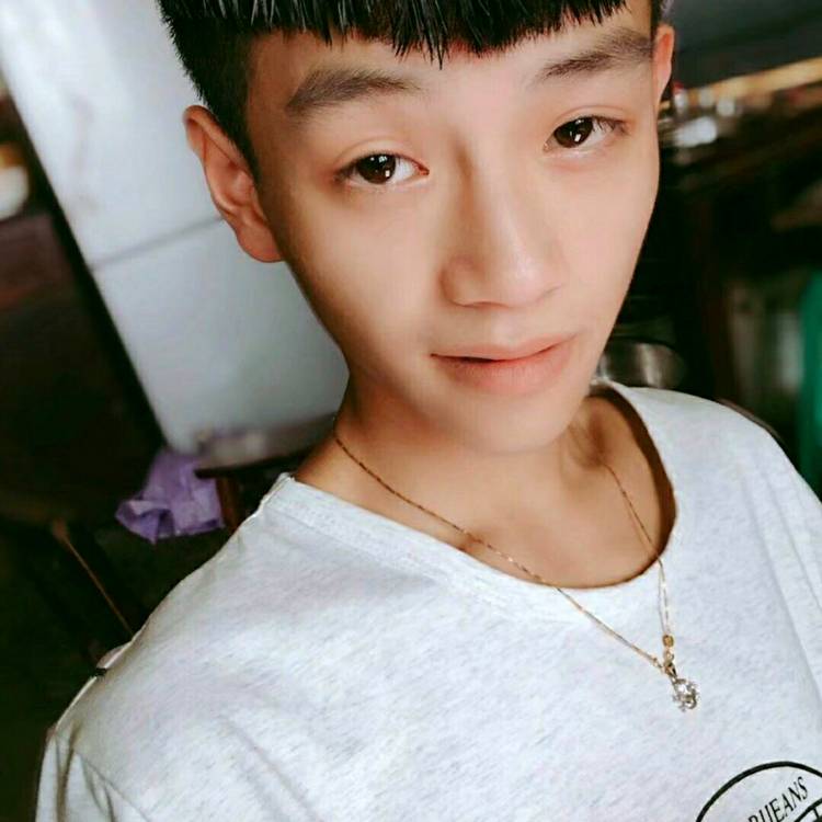篮球等待花痴的照片
