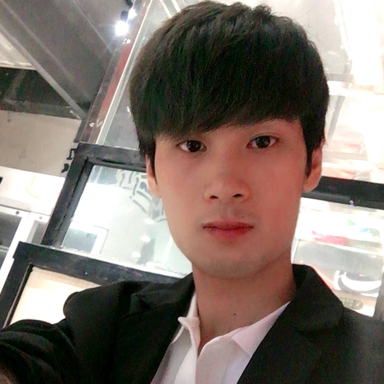 SY-jian的照片
