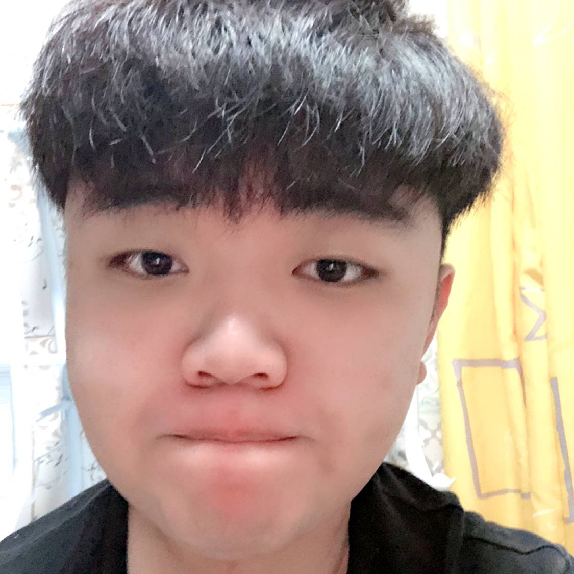 孤單的哑铃的照片