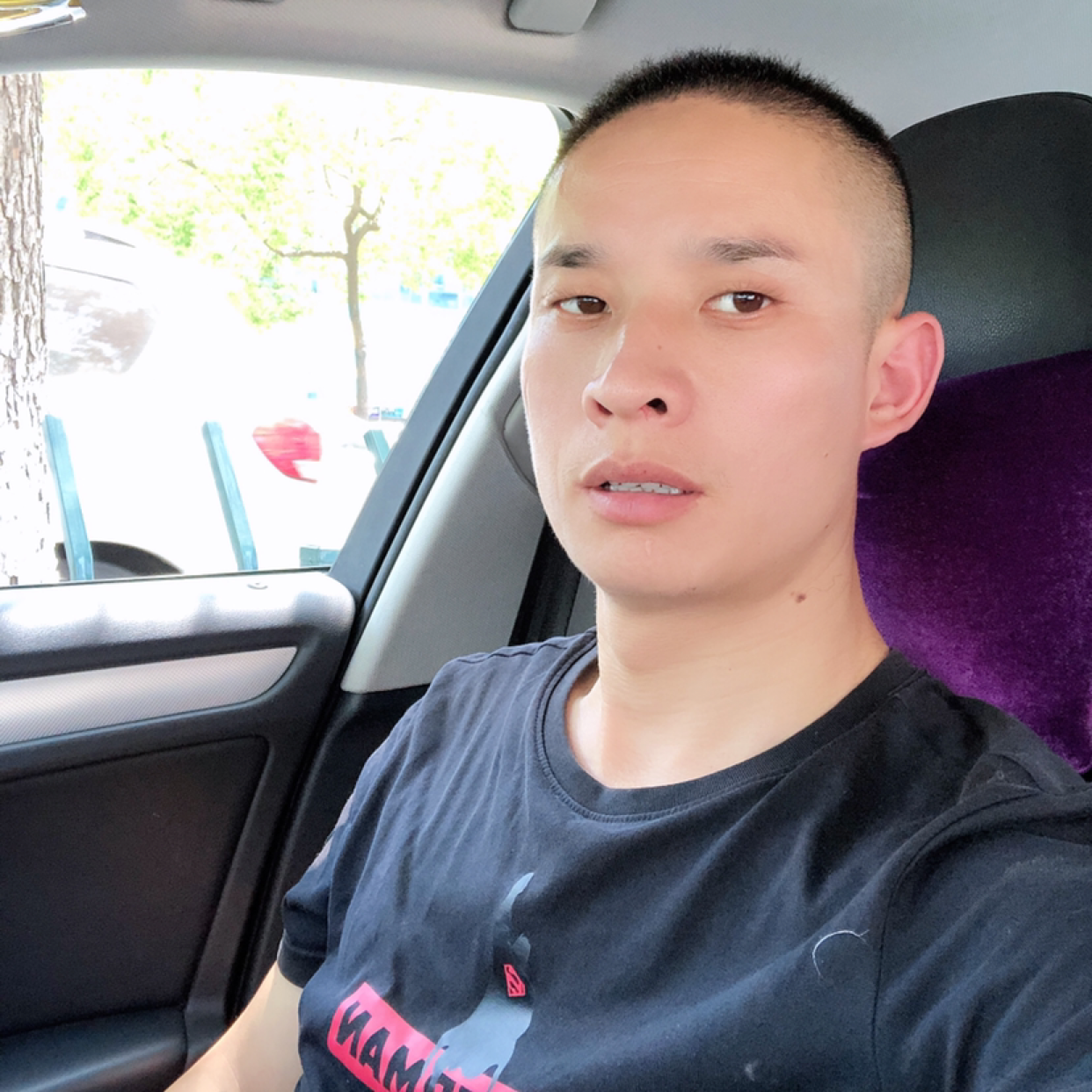短靴高大的照片