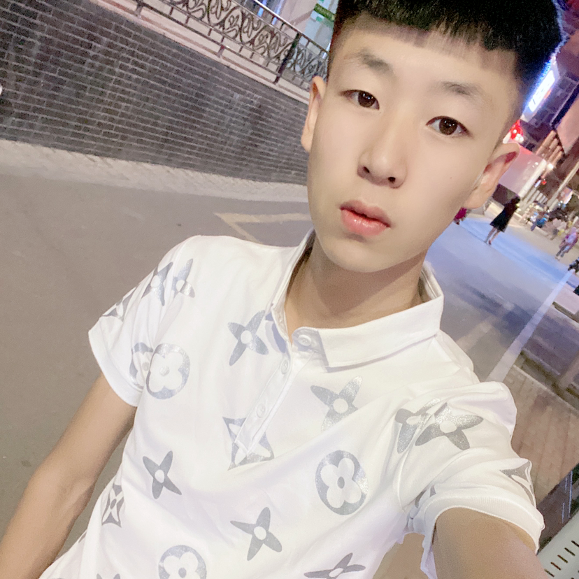 王瑞哲的照片