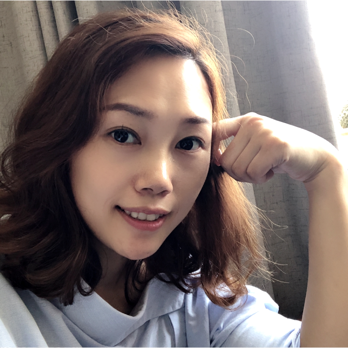难过扯小刺猬的照片