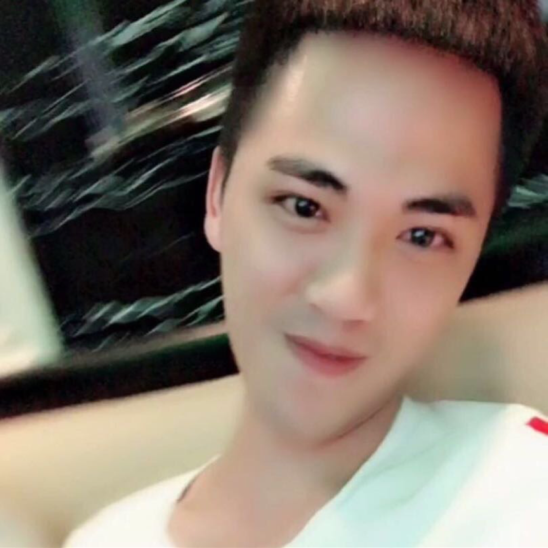 學者的照片