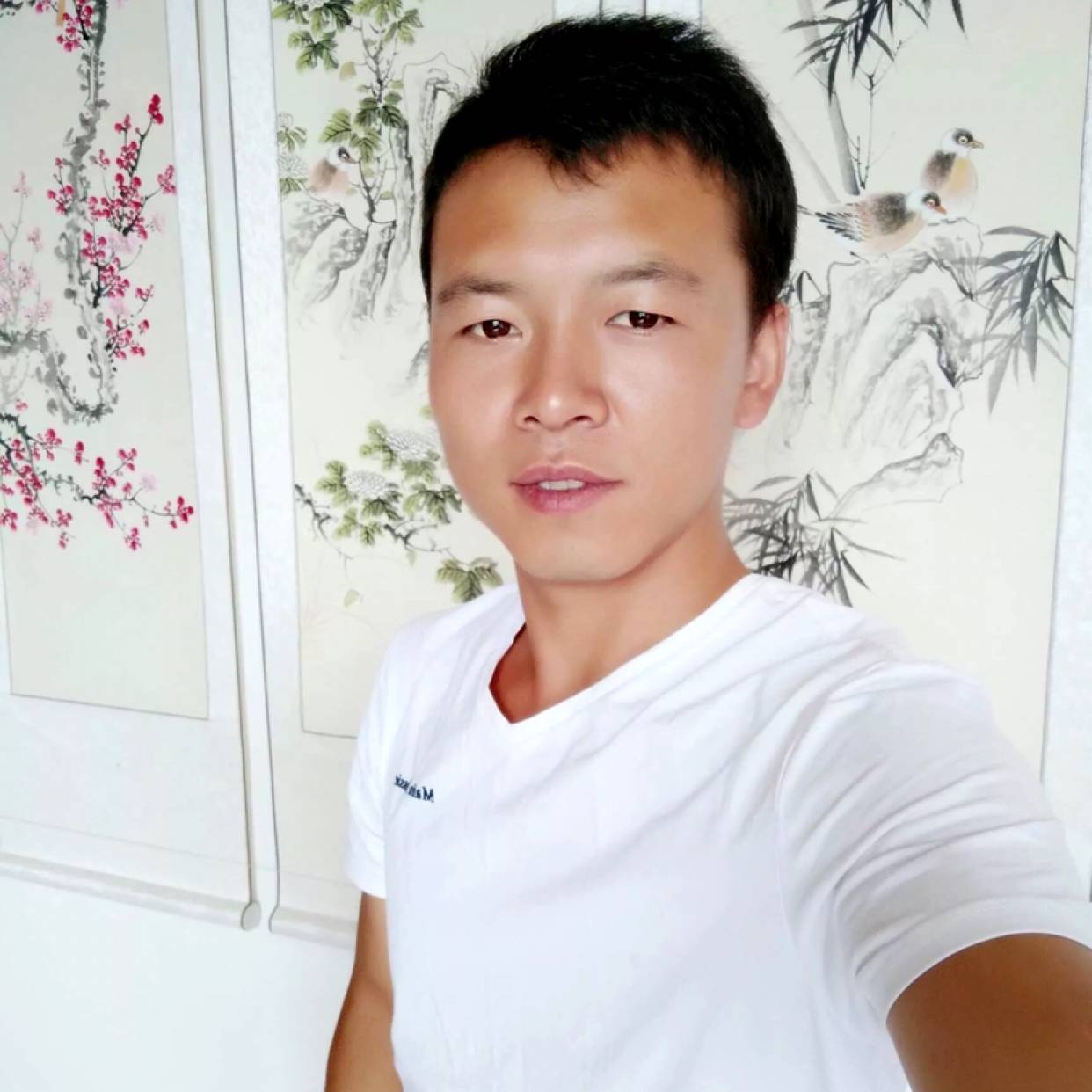 帅气就白昼的照片