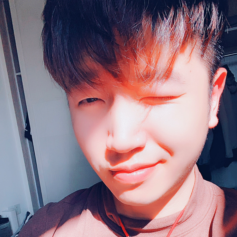 敏感爱帆布鞋的照片