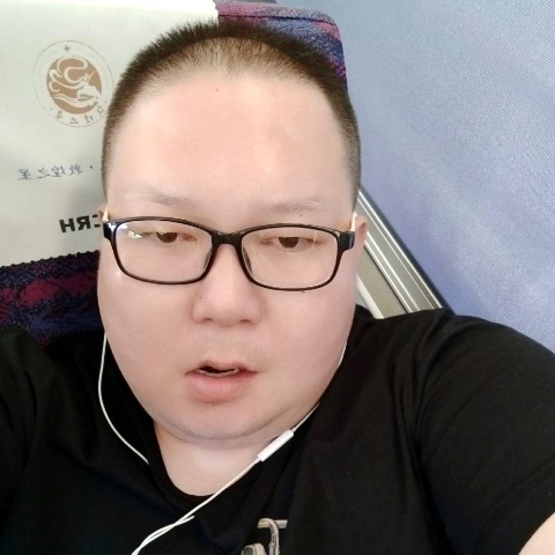 小林的照片