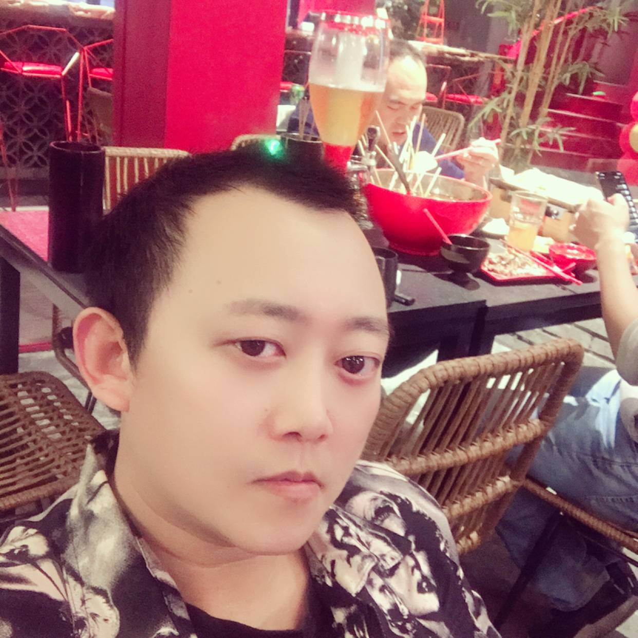 昏睡笑巨人的照片