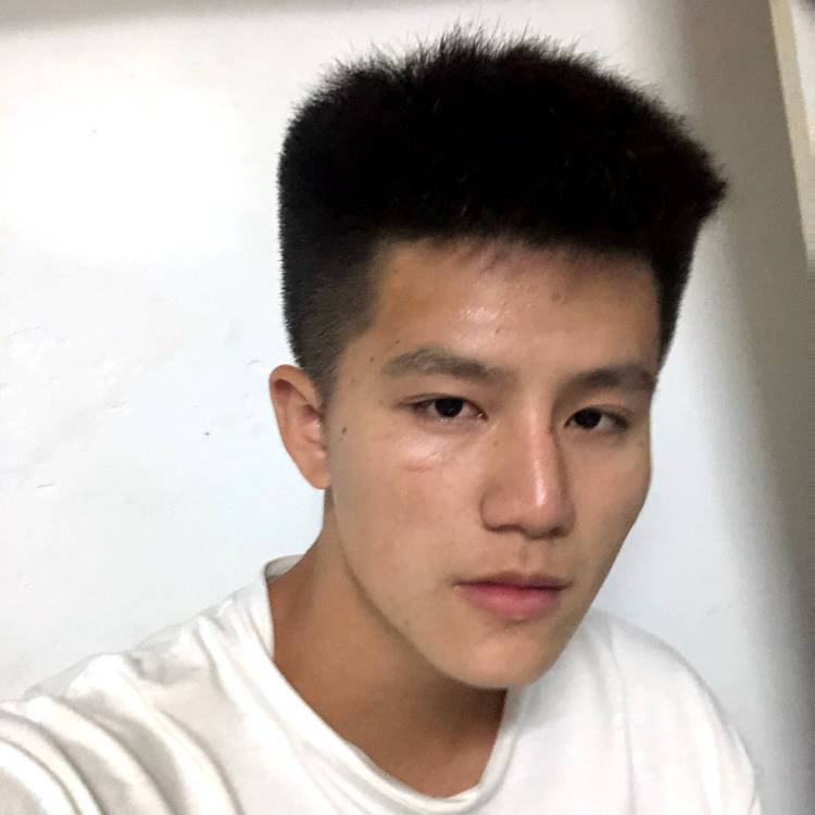 大头社长的照片