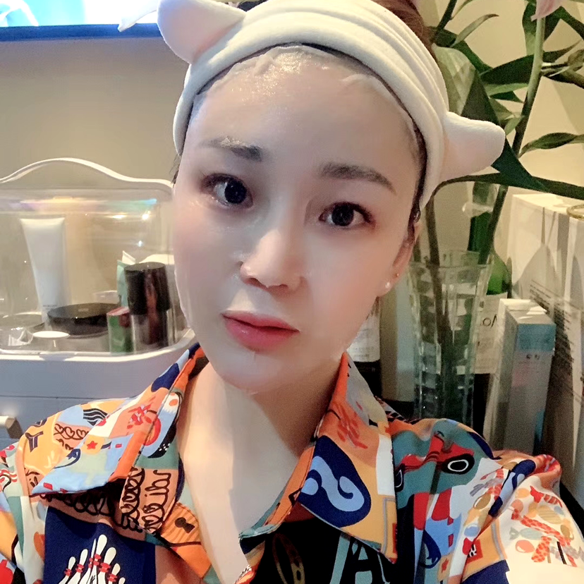 默与契的照片