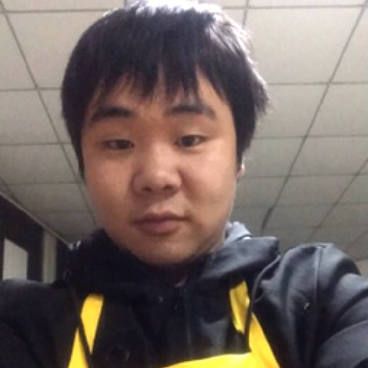 优美深拥小虾米的照片