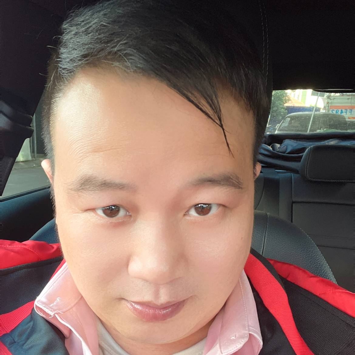 往前一步是幸福的照片