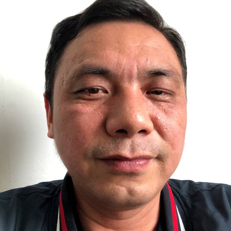 山水蹙眉谁的照片