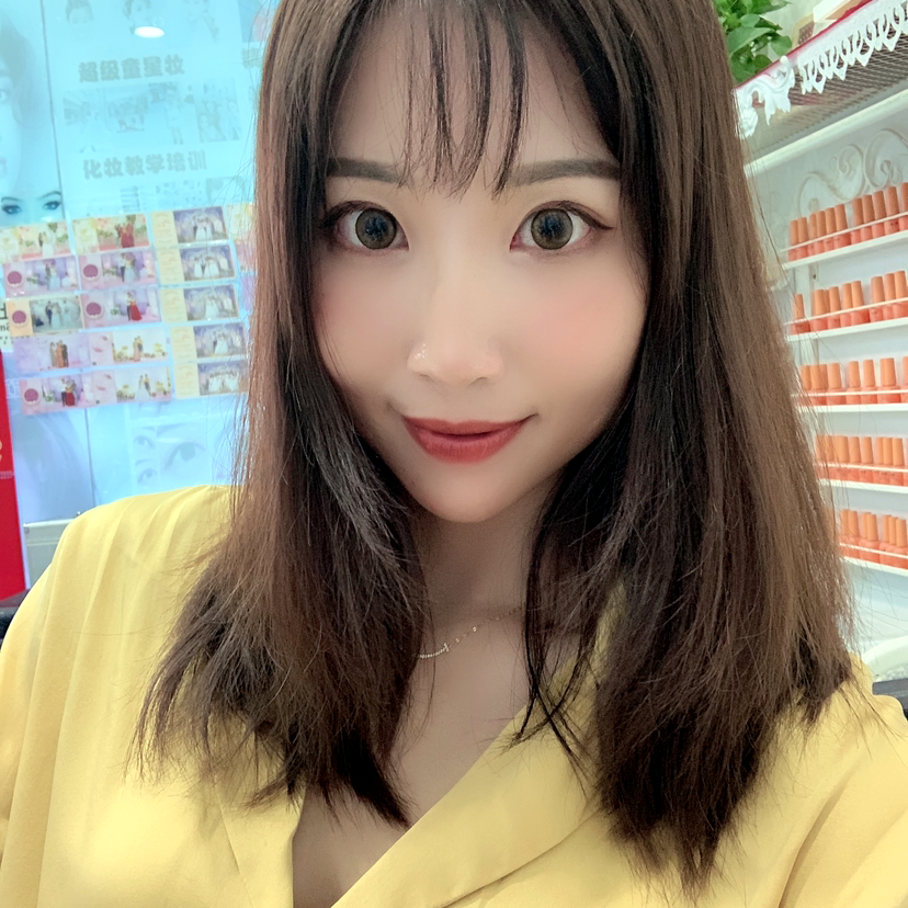 隔壁的小妹妹的照片