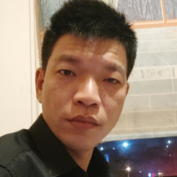 睫毛膏凝眸懵懂的照片
