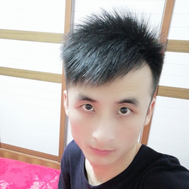 微笑野狼的照片