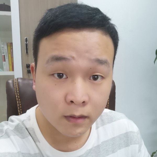 一个人高山的照片