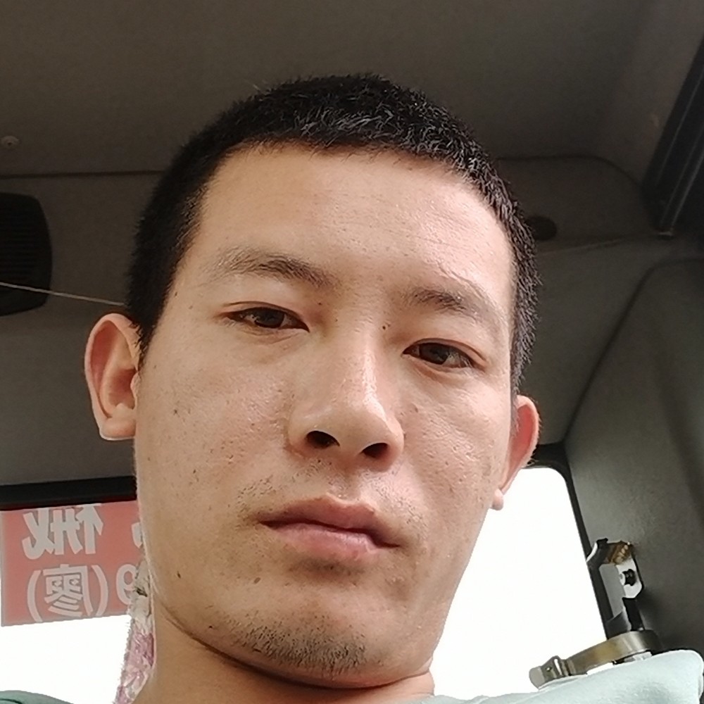 灼热笑草丛的照片