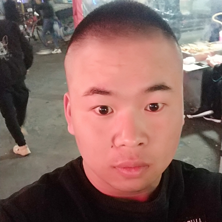 葛栋梁的照片