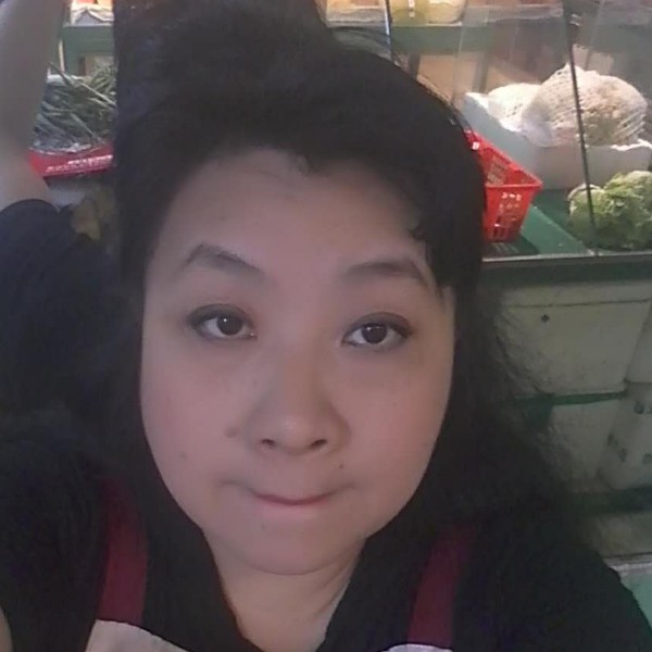 带着雨滴的云的照片