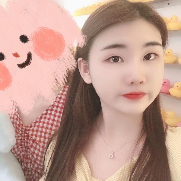 小蜜蜂害羞的照片