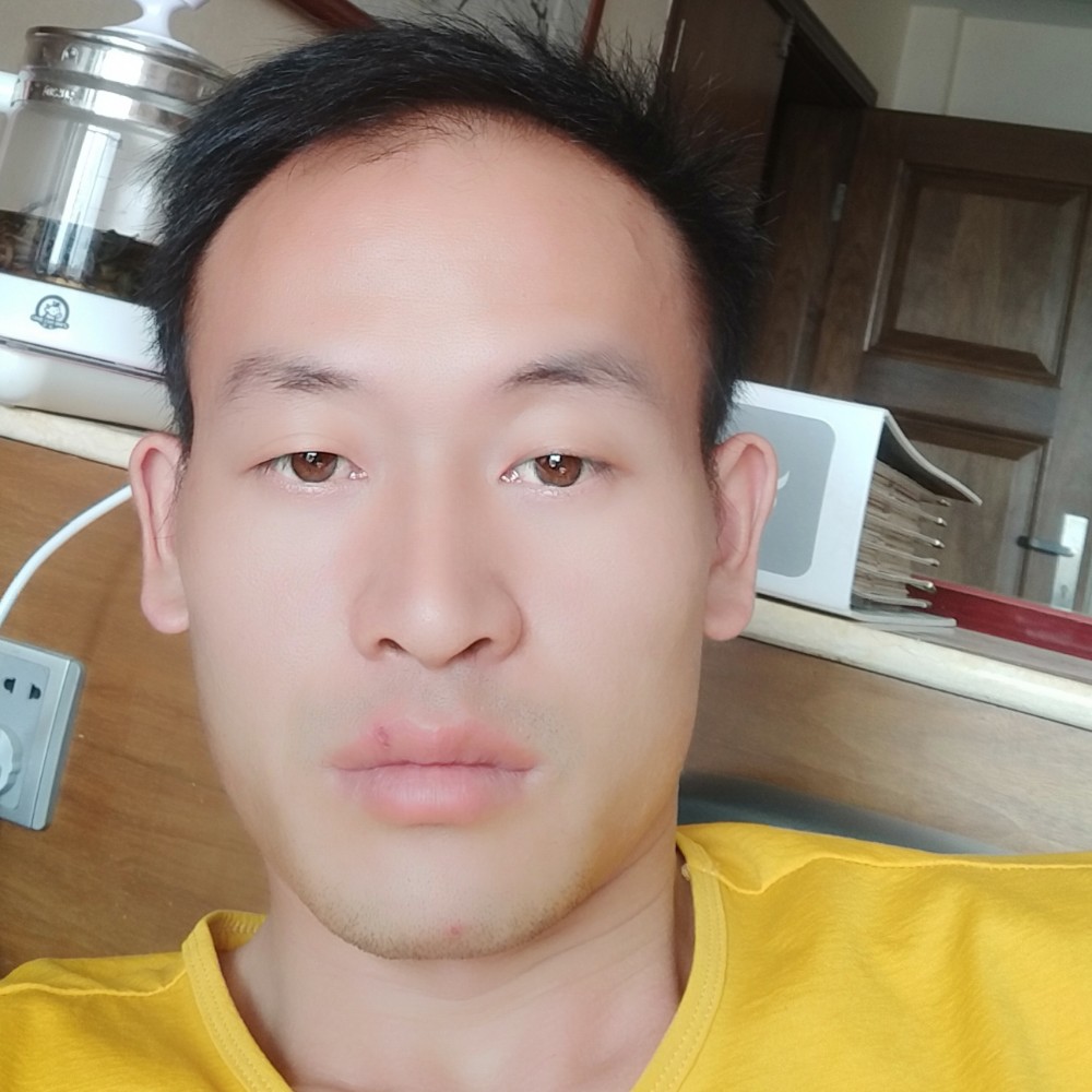 醉月浅吻潇洒的照片