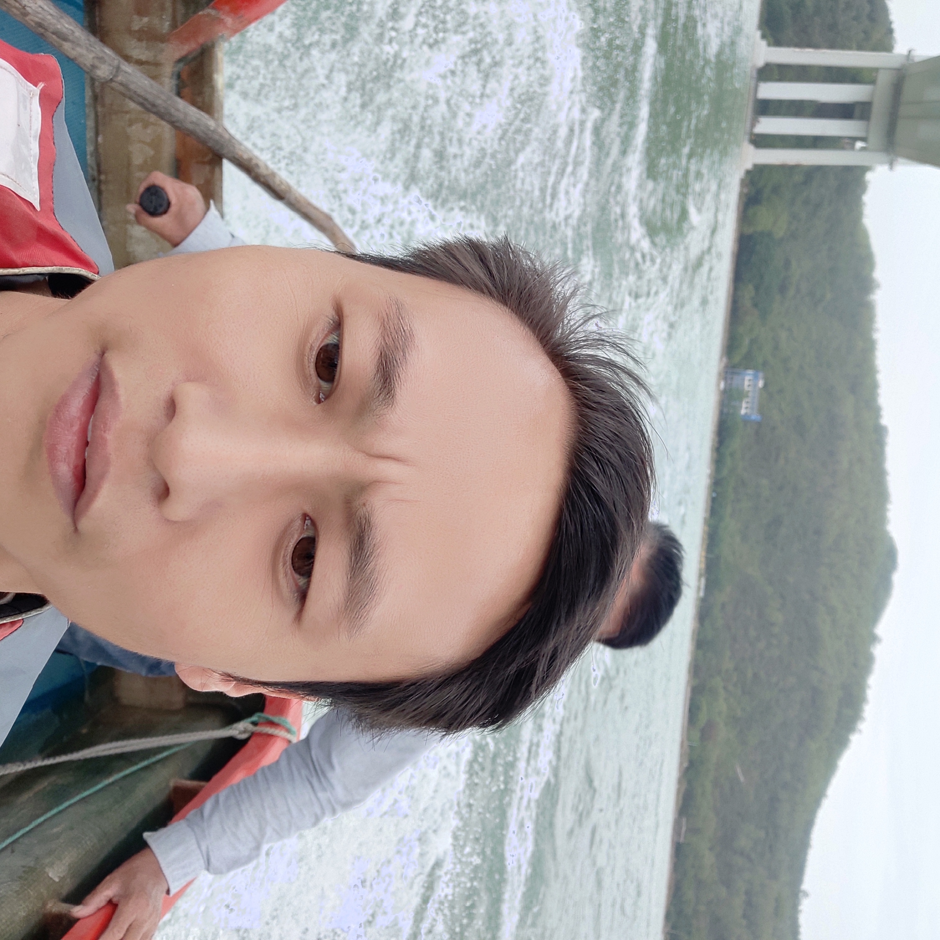 孤独的守望着的照片