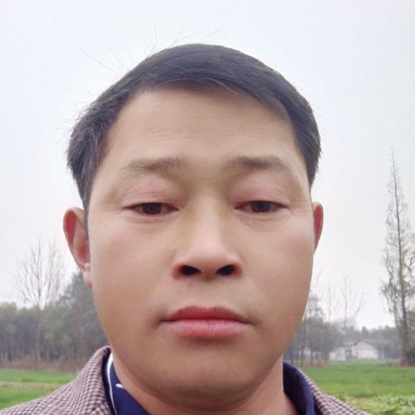 春媱甜蜜的照片