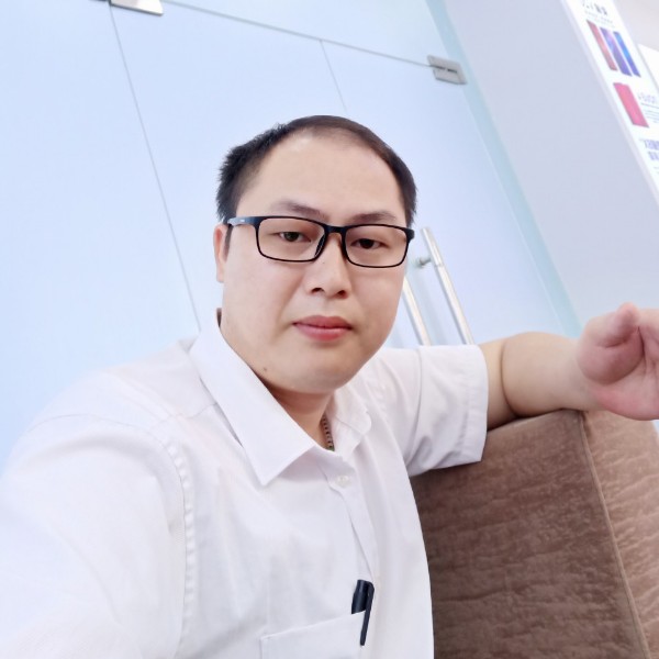 邓言华的照片
