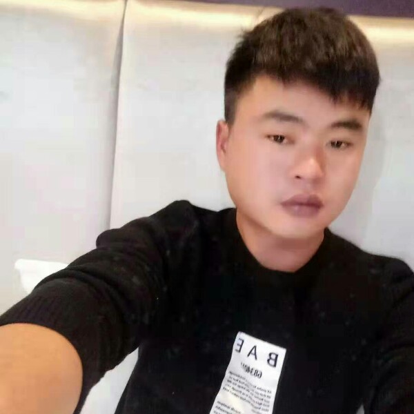廖奎的照片