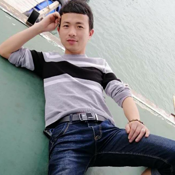 李进进的照片